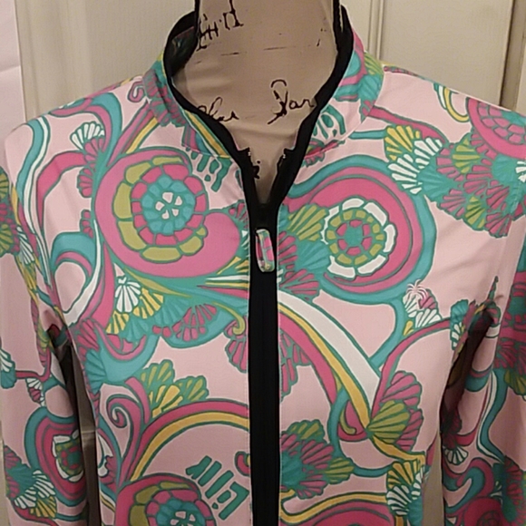 Lilly Pulitzer Tops - Lilly Pulitzer zip front top/ shirt size small